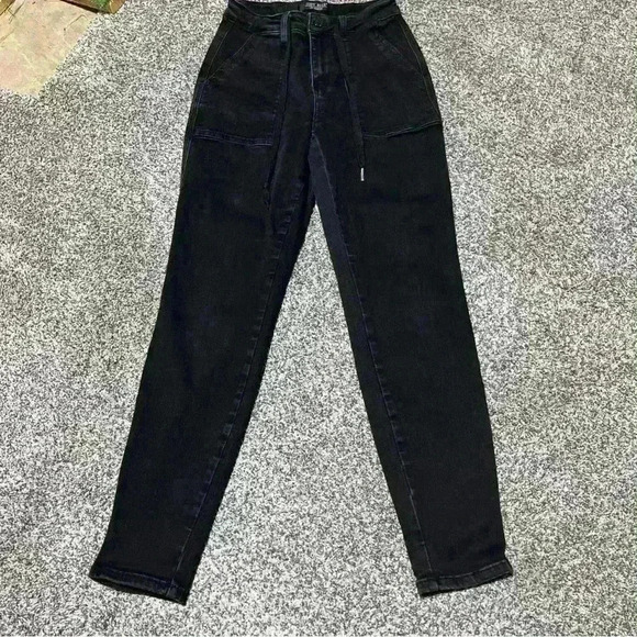 Judy Blue Jeans Women's 3/26 Jogger Black Stretch Denim Drawstring High Rise*** - Picture 1 of 12